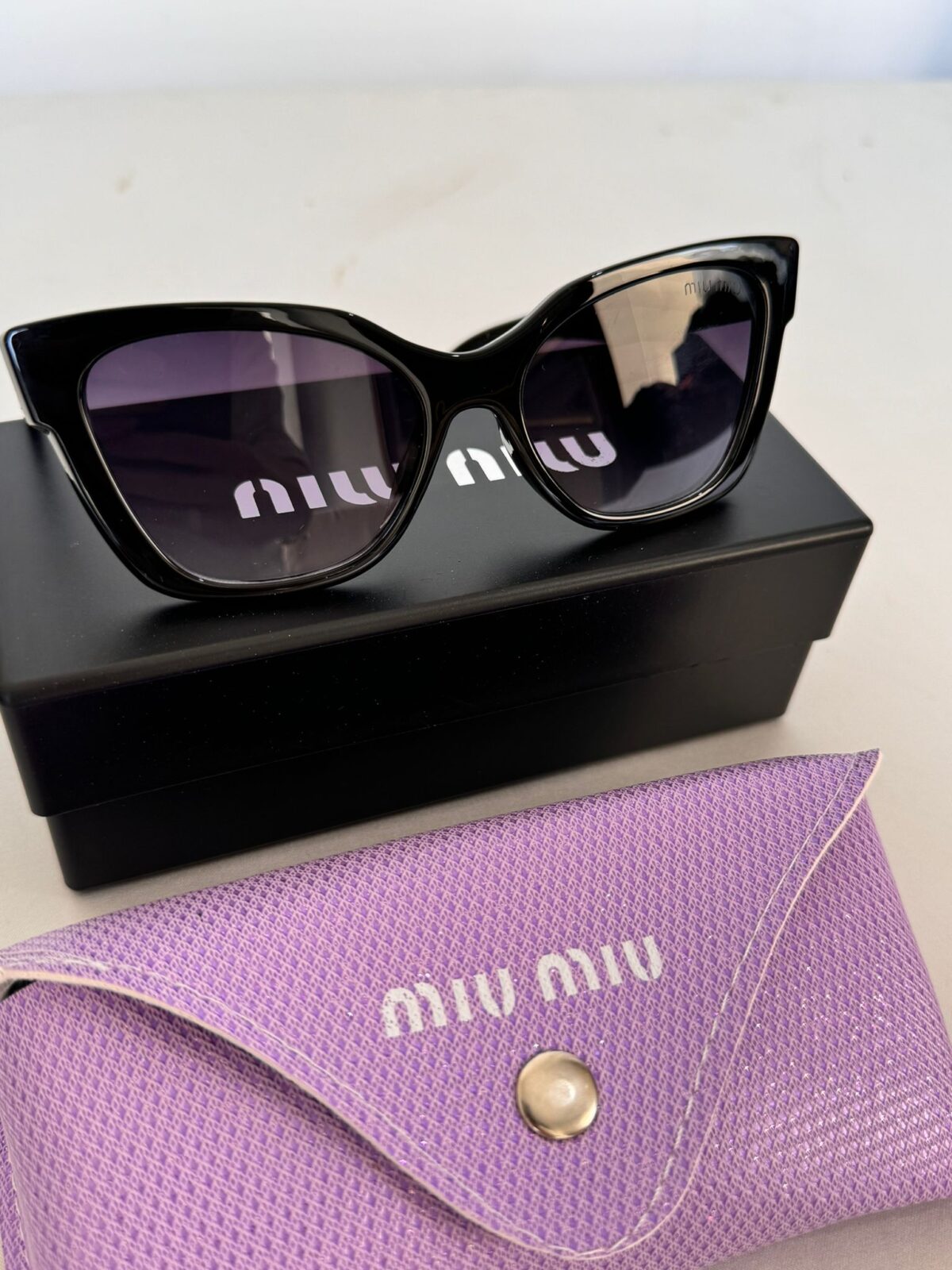 MIU MIU MU 04YS 1AB5D1 54 Kadın Güneş Gözlüğü