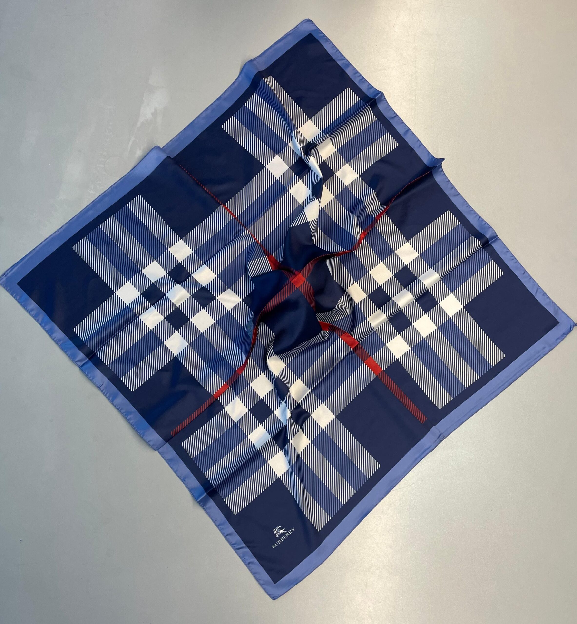 Burberry Kare Desen Vual İpek Eşarp-8682626-İndigo