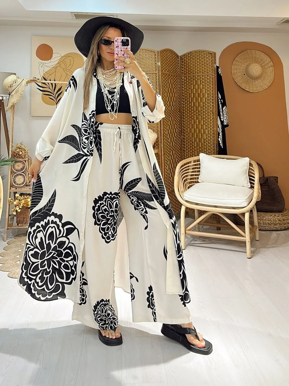 Çiçek Desen İkili Takım -Krem