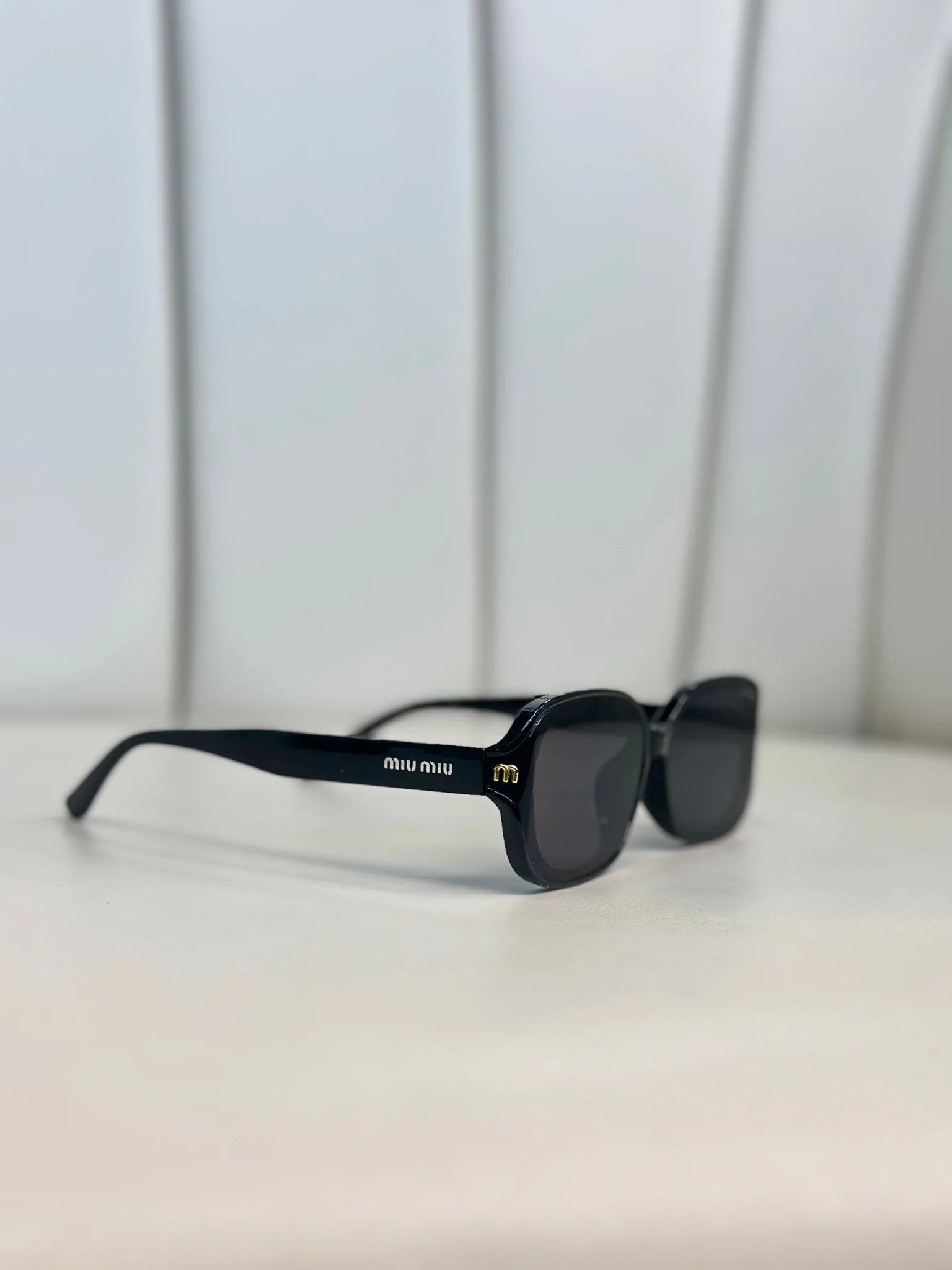 Miu Mİu Kemik Tasarım Güneş Gözlüğü - Siyah