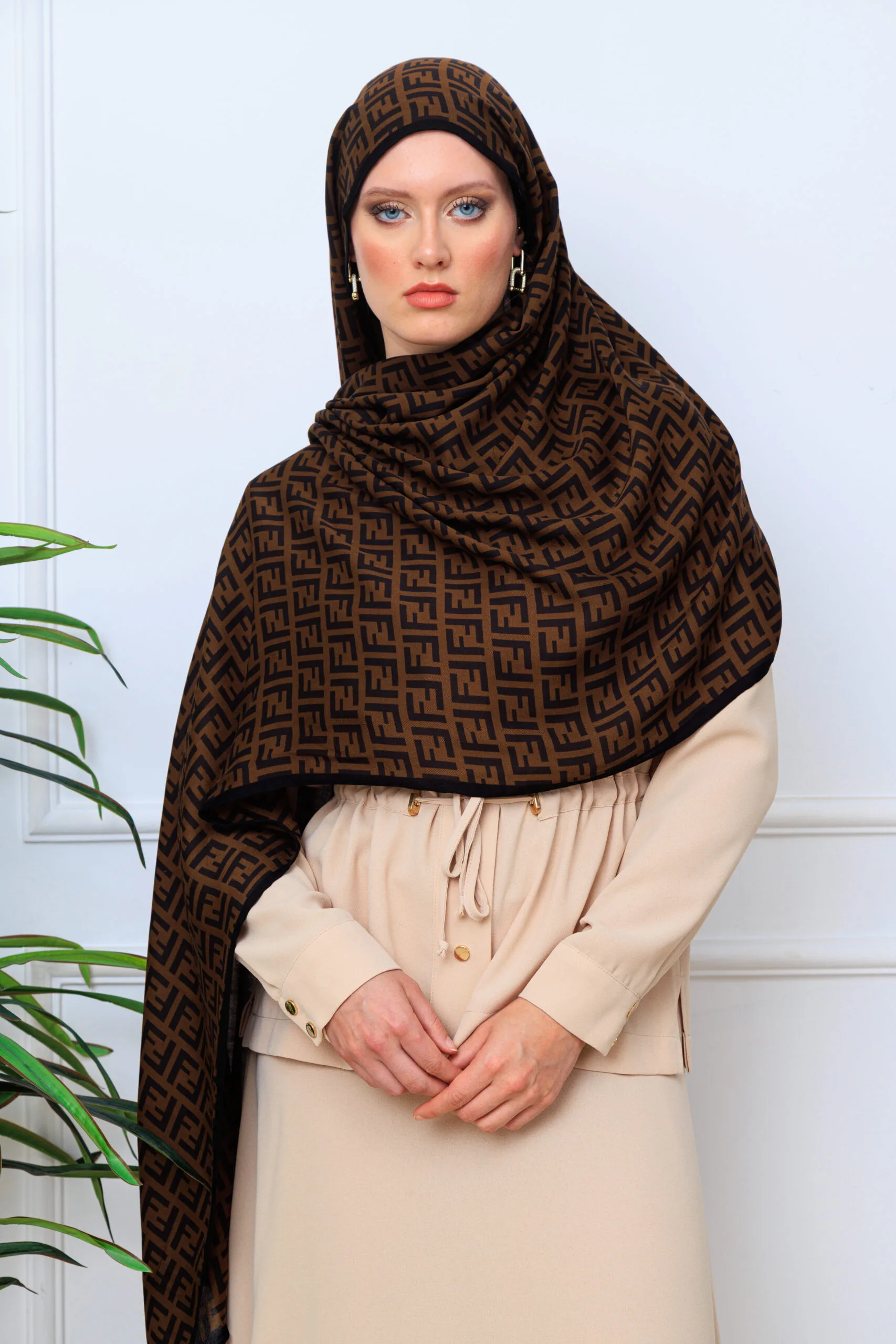 İTHAL A+ Fendi Yün İpek Çift Taraflı Marka Şal 87478 - Siyah Biyeli